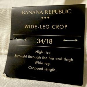 Wide leg crop- White